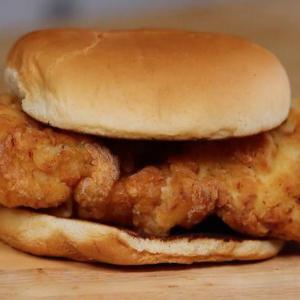 Homemade Chick-Fil-A Sandwich_image