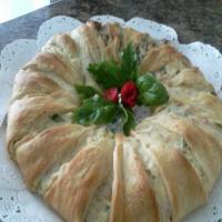 Chicken and Sausage Holiday Wreath_image