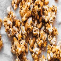 Easy Baked Caramel Popcorn_image