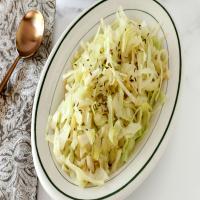 Easy Cabbage With Leeks_image