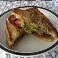Sandwich with Bacon, Pistachio Pesto, and Tomato_image