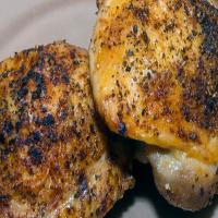 Air Fryer Essentials: Buttermilk Chicken Thighs_image
