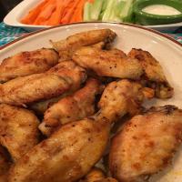 BONNIE'S BUFFALO WINGS HER WAY! image