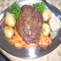 Slow Cooked Sweet Onion and Garlic Beef Roast_image