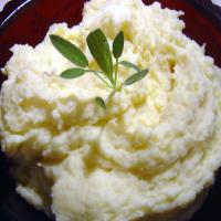 Creamy Mashed Potatoes image