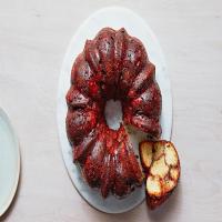 Monkey Bread with Hazelnut-Chocolate Swirl image