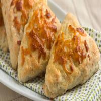 Sage, Garlic and Provolone Biscuits_image