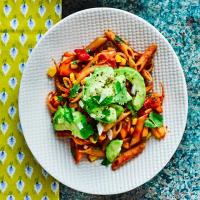 Tomato penne with avocado_image