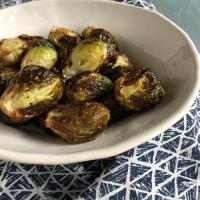 Simple Air Fryer Brussels Sprouts_image
