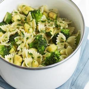 Courgette, broccoli & gremolata pasta_image