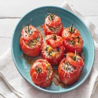Stuffed Tomatoes with Chickpeas and Greens_image