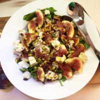 Arugula-Fig Salad with Creamy Gorgonzola image