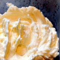 Kate's Chantilly Cream - Stabilized Whipped Cream With Vanilla image
