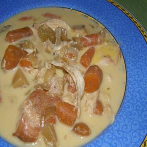 Cindy's Simple Cheesy Chicken Chowder_image