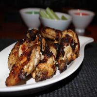 Spicy Grilled Chicken Wings image