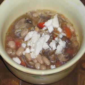 Minestrone With Mushrooms and Feta_image