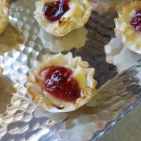 Brie Cups image