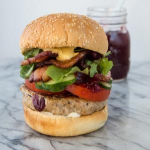 Build Your Own Canadian Cranberry and Herb Turkey Burgers! image
