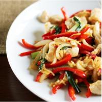 Thai Ginger Chicken Stir-Fry (Gai Pad Khing) Recipe - (4/5) image
