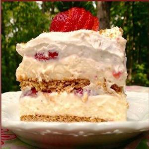 Strawberry Cream Cheese Icebox Cake Recipe_image