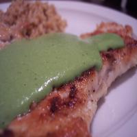 Grilled Chicken With Spinach and Pine Nut Pesto image