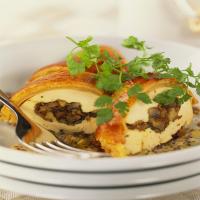 Stuffed Chicken Breast in Puff Pastry_image