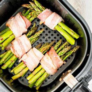AIR FRYER BACON WRAPPED ASPARAGUS | The Country Cook_image