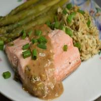 Poached Salmon with Mustard Sauce_image