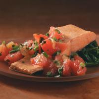 Poached Salmon with Grapefruit Salsa_image