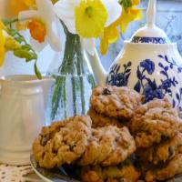 Irish Oatmeal Cookies With Raisins and Walnuts image