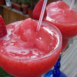 Summer Fruit Daiquiris (Alcohol or Non-Alcohol) Recipe - Genius Kitchen_image