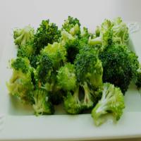 Garlicky Sesame-Cured Broccoli Salad image