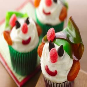 Red Velvet Holiday Elf Cupcakes_image