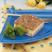 Cheesecake Praline Squares image