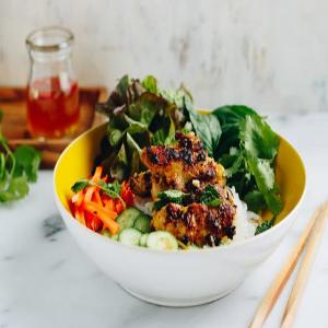 Vietnamese Noodle Salad with Lemongrass Chicken (Paleo, Keto)_image