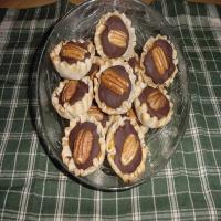 Mini Butterscotch Choco-Pecan Phyllo Cups image