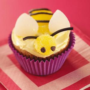 Bumblebee Banana Cupcakes_image