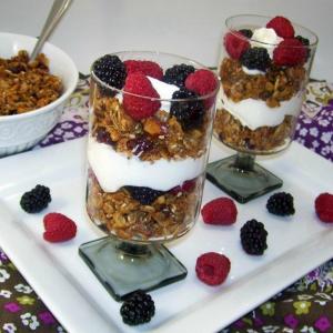Granola Trifle With Greek Yogurt and Berries_image