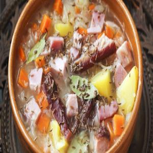 Sauerkraut soup with pork ribs_image
