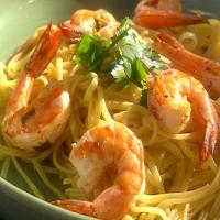 Emeril's Shrimp and Pasta with Chilis, Garlic, Lemon and Green Onions_image