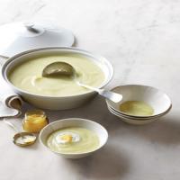 Leek-and-Parsnip Soup with Caviar and Black-Pepper Cream image