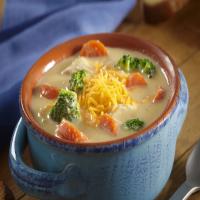 Slow-Cooker Chicken and Broccoli Cheese Soup_image