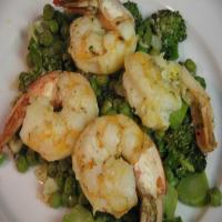 Lemony Sauteed Shrimp With Broccoli and Peas_image
