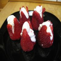 Ww Stuffed Strawberries (1 Ww Point) image