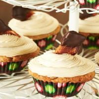 Maple Bacon Cupcakes with Cream Cheese Frosting Recipe - (4.5/5)_image