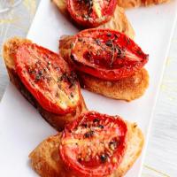 Crostini with Thyme-Roasted Tomatoes image