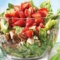 Susan's Chicken Pecan Layered Salad_image