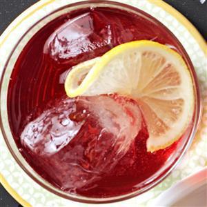 Cranberry-Grape Spritzer Recipe_image