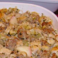 Apple and Sausage Stuffing_image