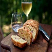 Savory Ham and Gruyère Bread_image